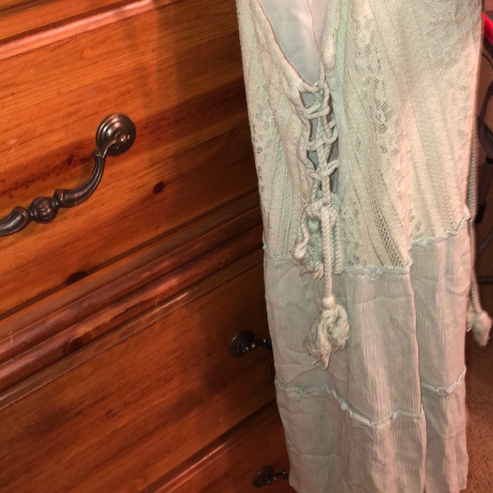 Dress - Picture 5 of 5